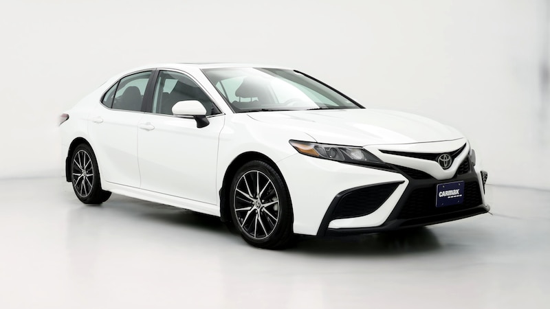 2023 Toyota Camry SE Hero Image