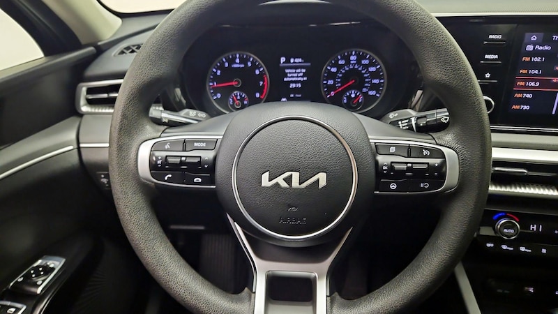 2023 Kia K5 LXS 10