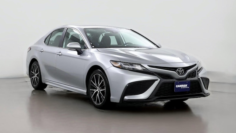 2023 Toyota Camry SE Hero Image