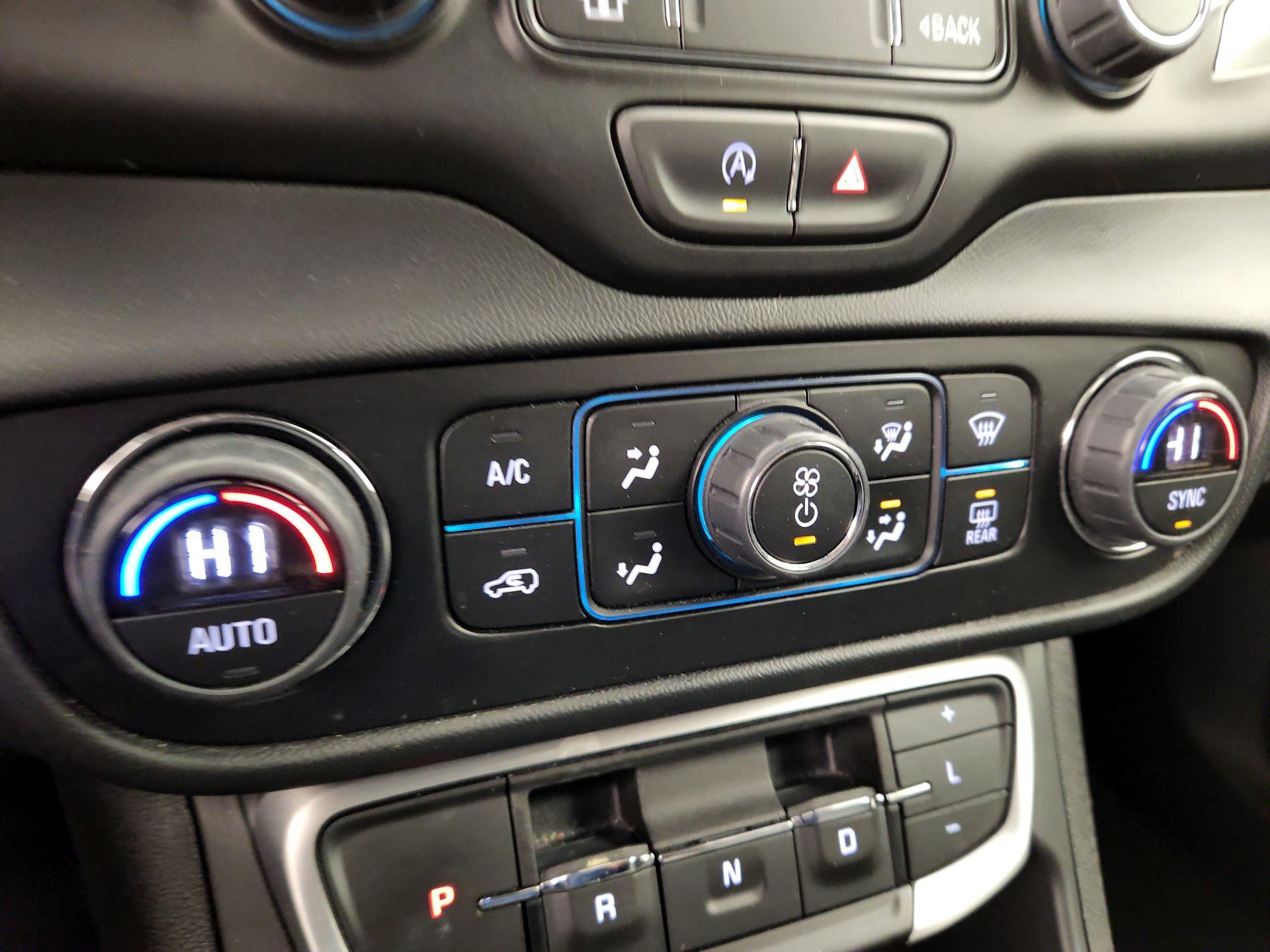 Thumbnail: 2023 GMC Terrain - 16