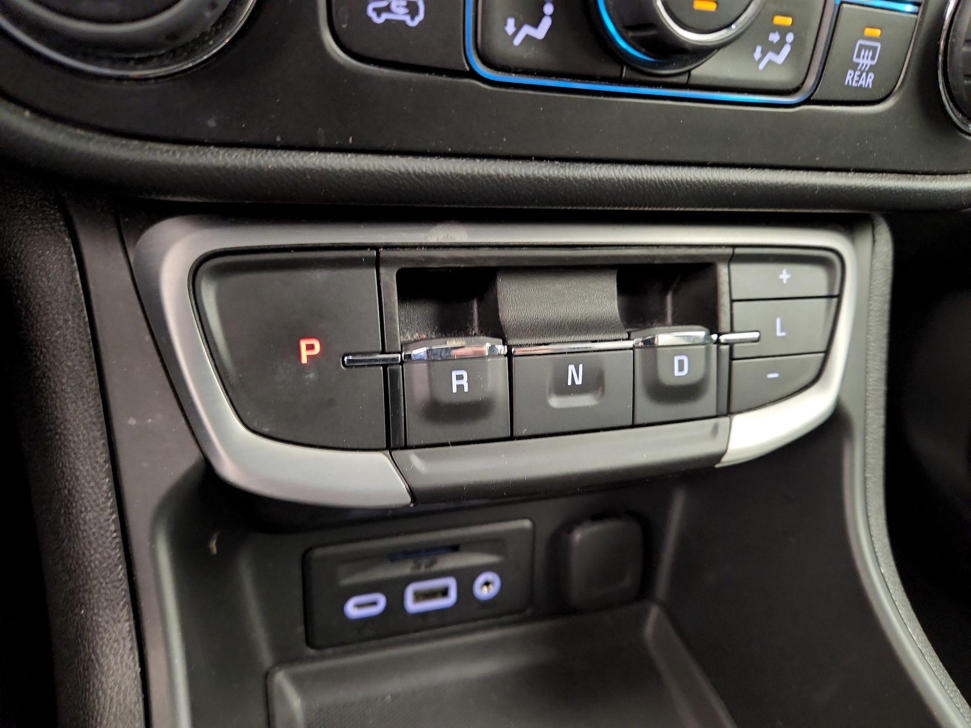 Thumbnail: 2023 GMC Terrain - 17