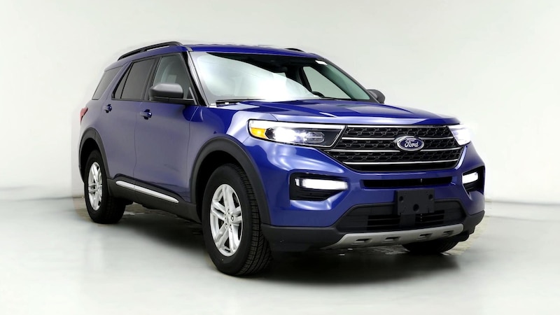 2023 Ford Explorer XLT Hero Image