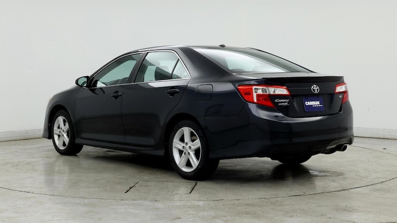 2014 Toyota Camry SE 2