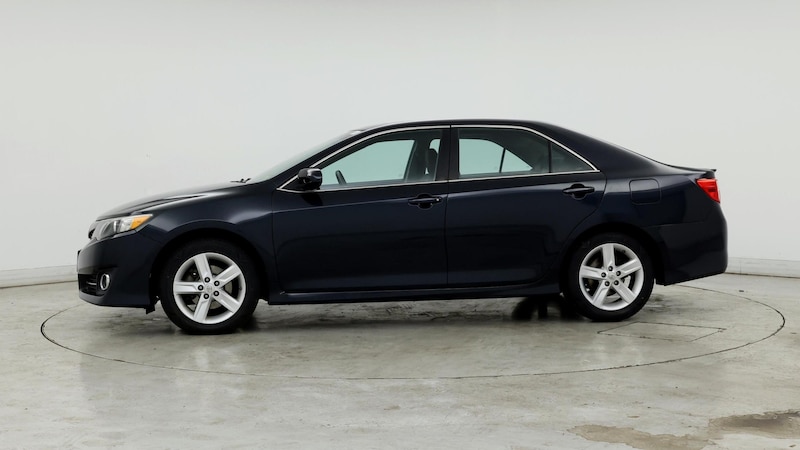 2014 Toyota Camry SE 3