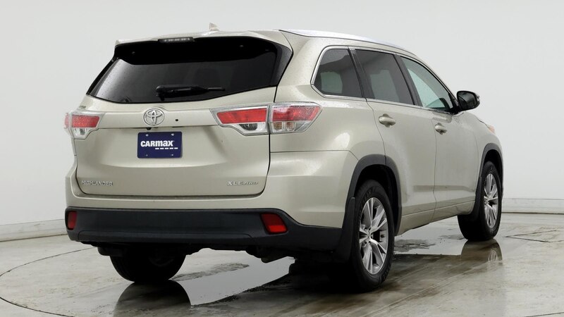 2015 Toyota Highlander XLE 8