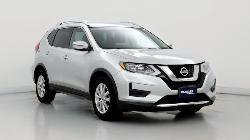 2017 Nissan Rogue SV Hero Image