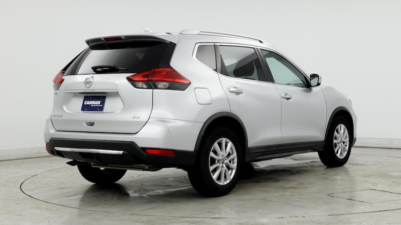 2017 Nissan Rogue SV 8