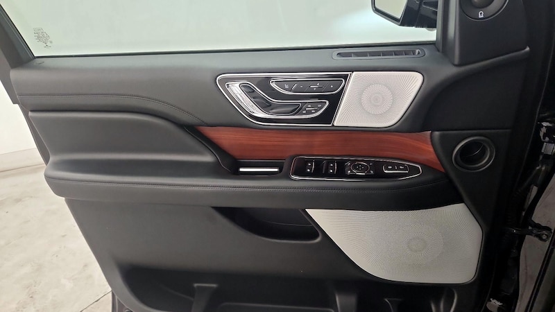 2018 Lincoln Navigator Reserve 12