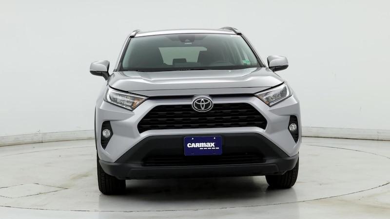 2019 Toyota RAV4 XLE 5