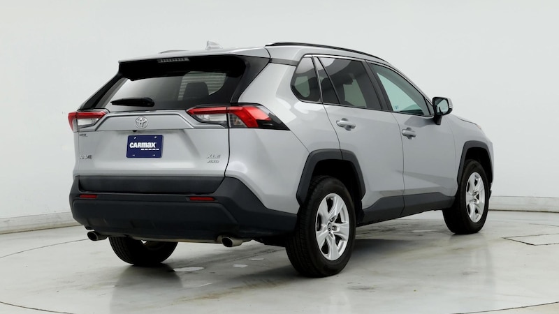 2019 Toyota RAV4 XLE 8