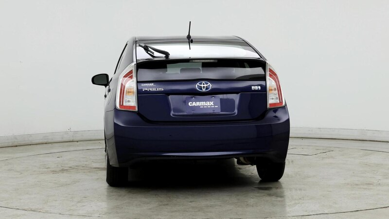 2013 Toyota Prius Two 6