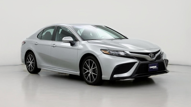 2023 Toyota Camry SE Hero Image