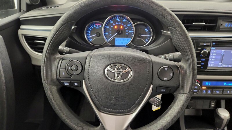 2016 Toyota Corolla LE 10