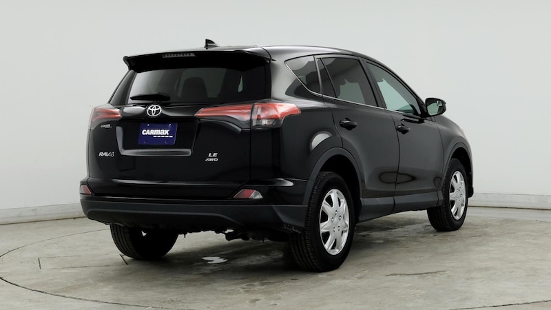 2018 Toyota RAV4 LE 8