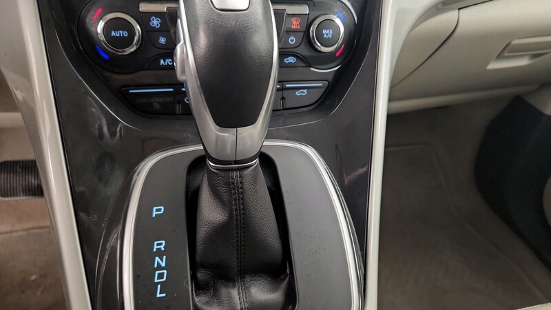 2015 Ford C-Max Energi SEL 18