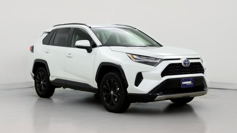 2024 Toyota RAV4 SE Hero Image