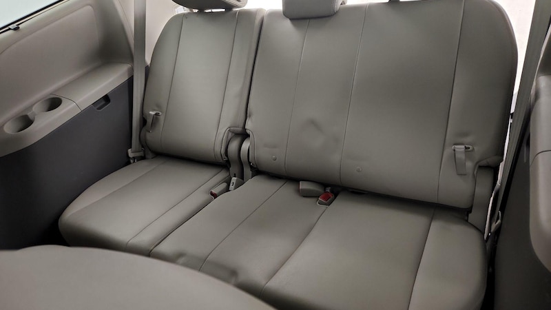 2013 Toyota Sienna XLE 20