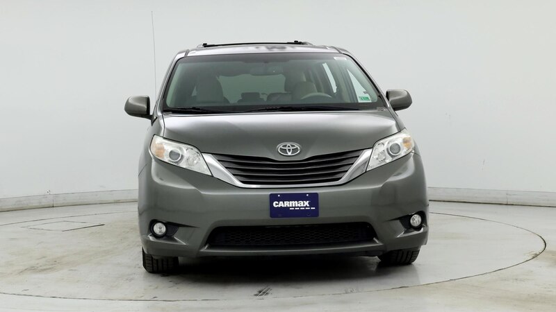 2013 Toyota Sienna XLE 5