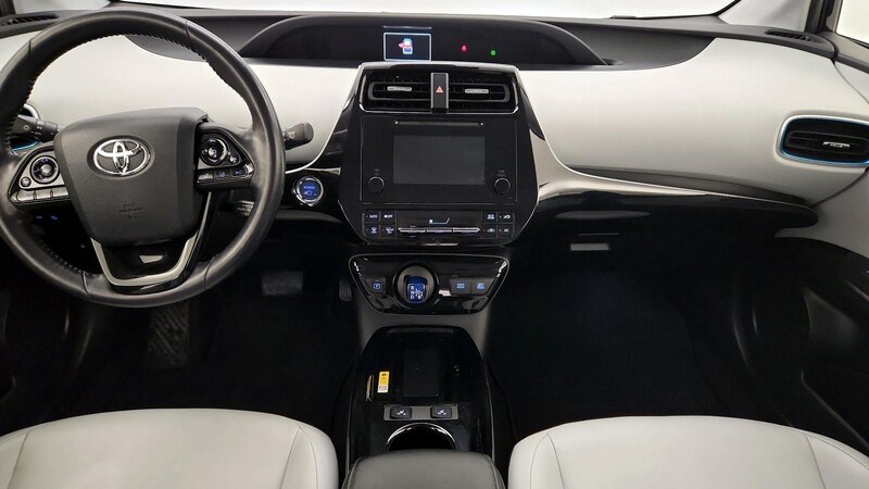 2019 Toyota Prius XLE 9