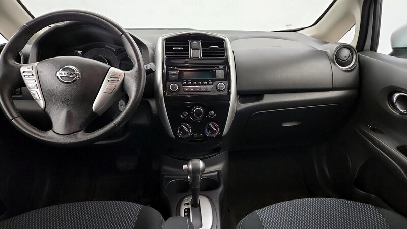 2015 Nissan Versa Note SV 9