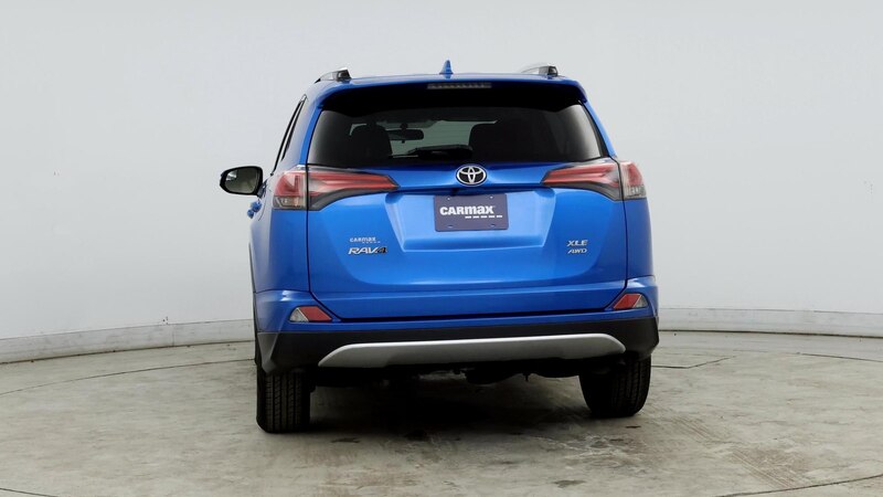 2016 Toyota RAV4 XLE 6