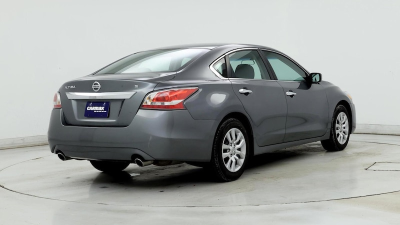 2015 Nissan Altima S 8