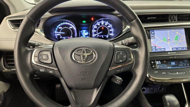 2013 Toyota Avalon Limited 10