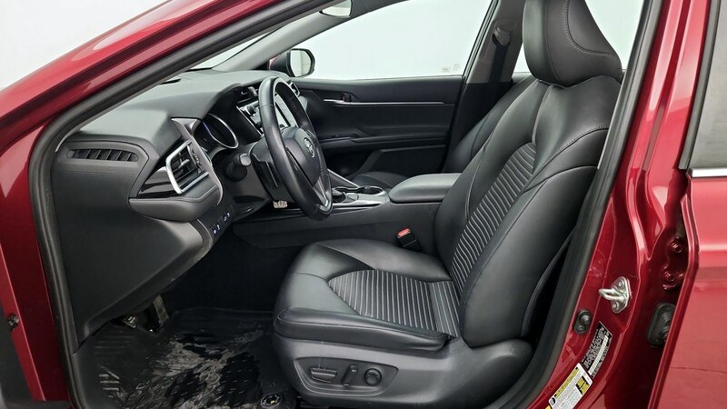 2018 Toyota Camry SE 11