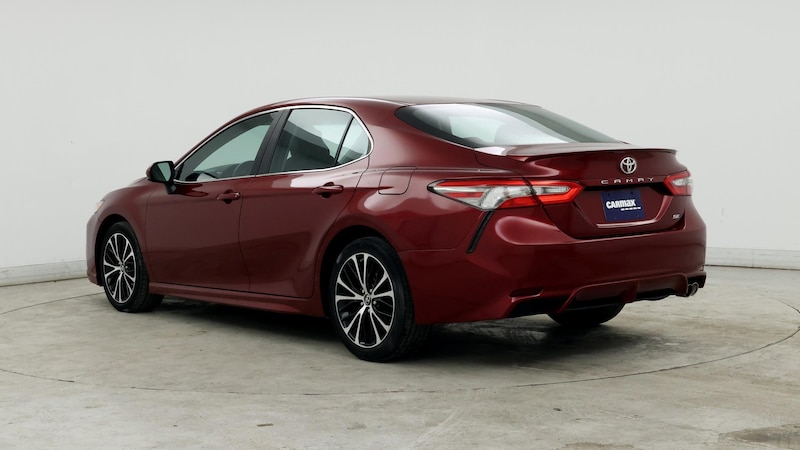 2018 Toyota Camry SE 2