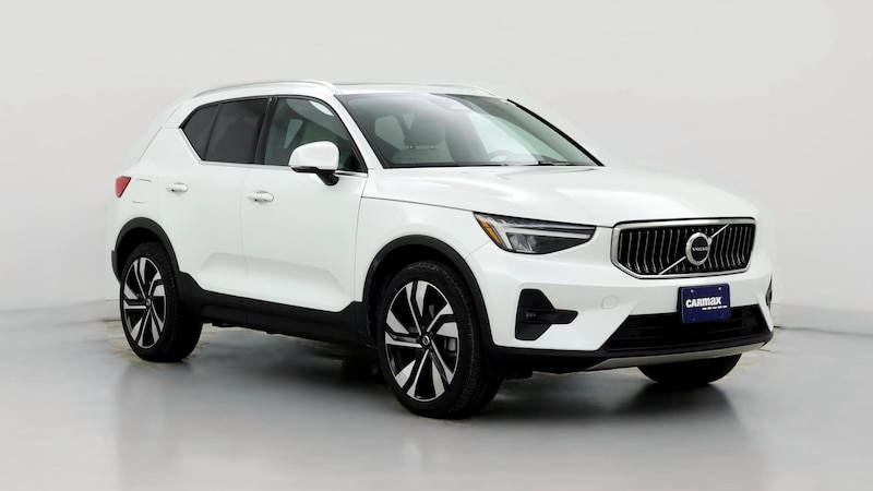 2023 Volvo XC40 B4 Plus Hero Image