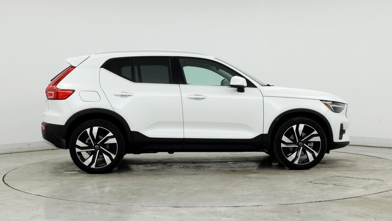 2023 Volvo XC40 B4 Plus 7