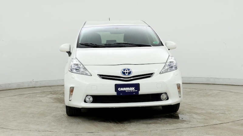 2013 Toyota Prius v Five 5