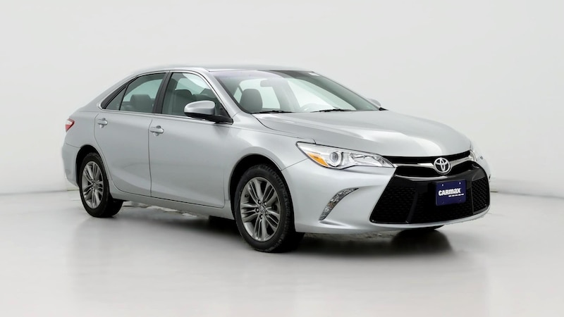 2017 Toyota Camry SE Hero Image