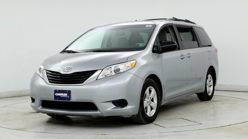 2014 Toyota Sienna LE 4