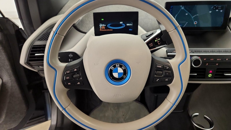 2015 BMW i3 Mega World 10