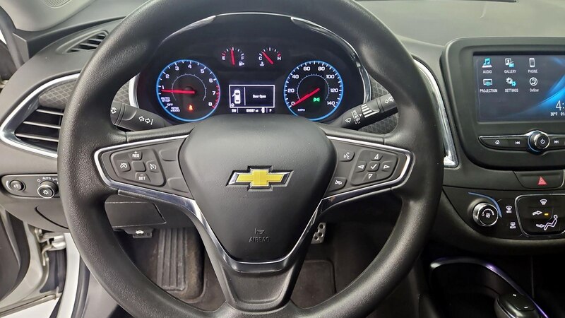 2016 Chevrolet Malibu LT 10