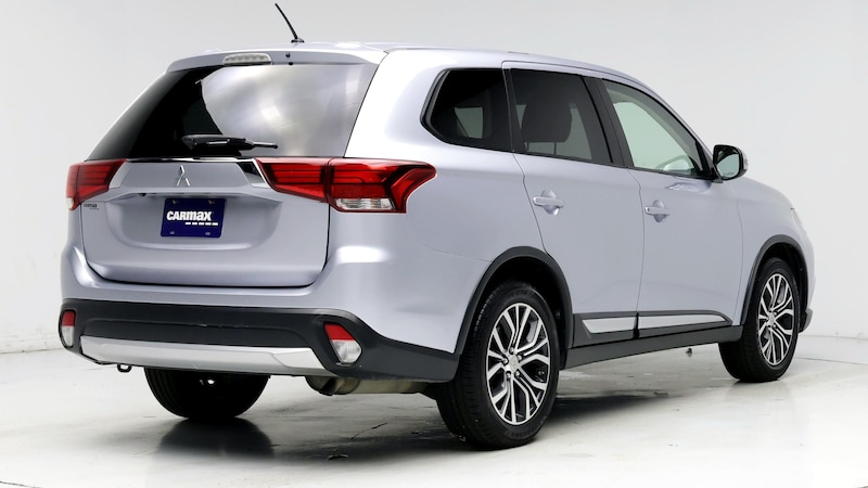 2016 Mitsubishi Outlander SE 8