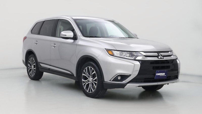 2018 Mitsubishi Outlander SE Hero Image