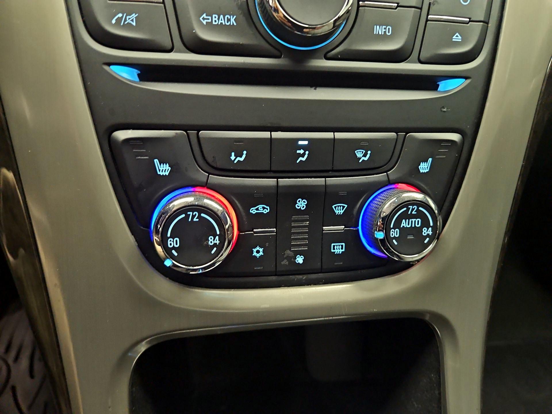 Thumbnail: 2014 Buick Verano - 16