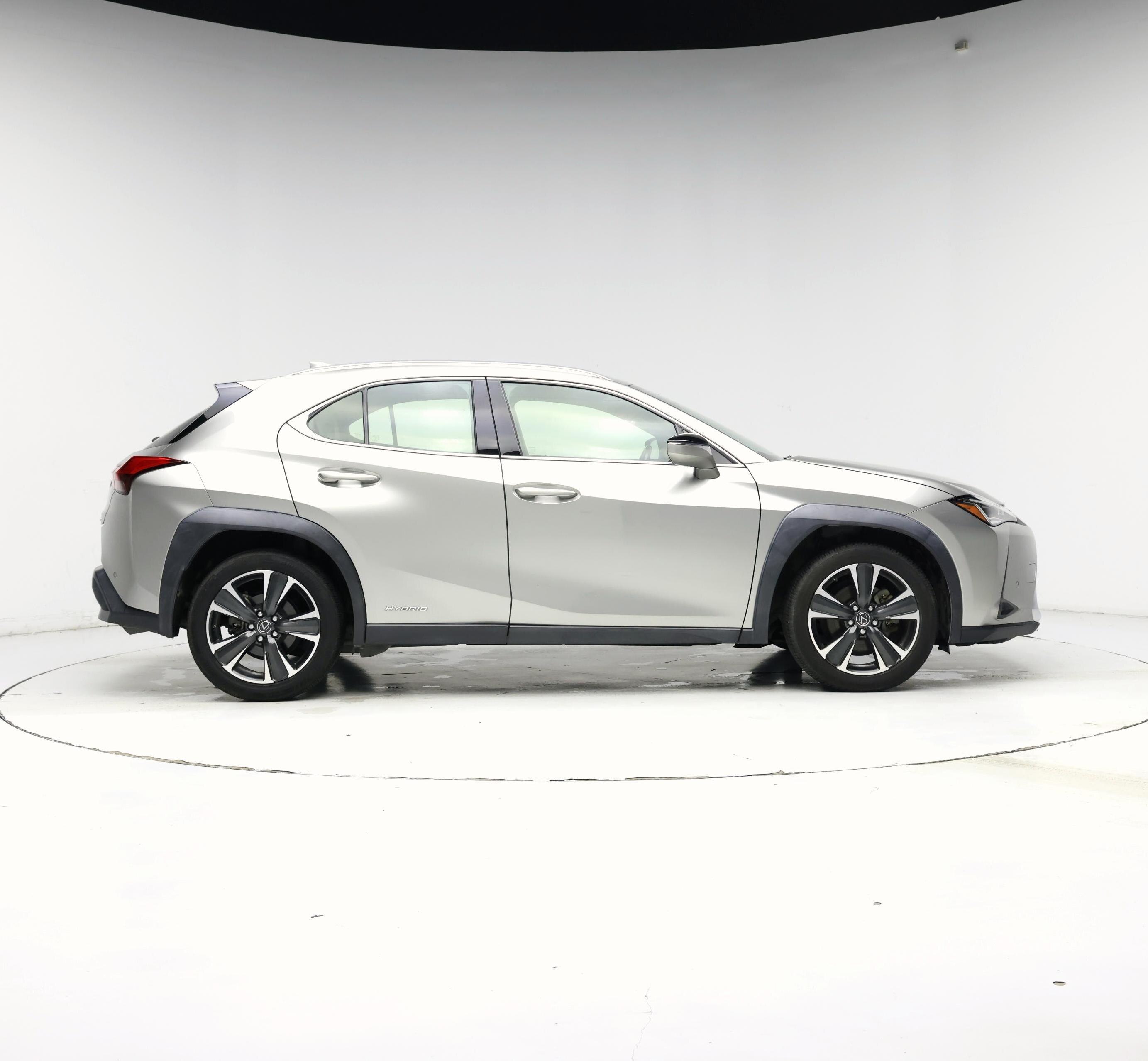 Thumbnail: 2020 Lexus UX - 7