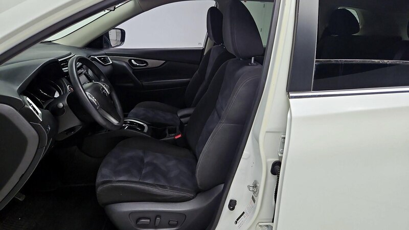 2015 Nissan Rogue S 11