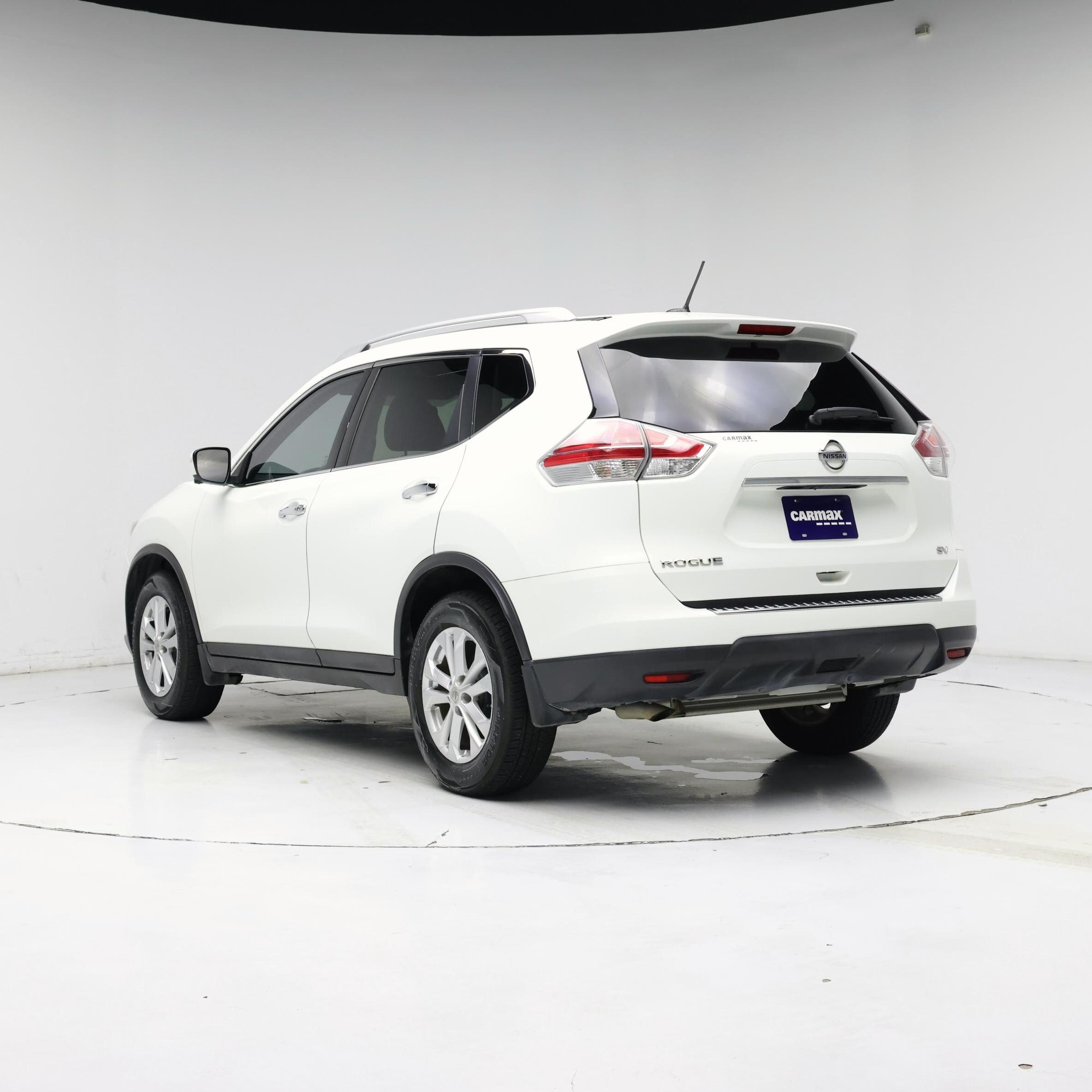 Thumbnail: 2015 Nissan Rogue - 2