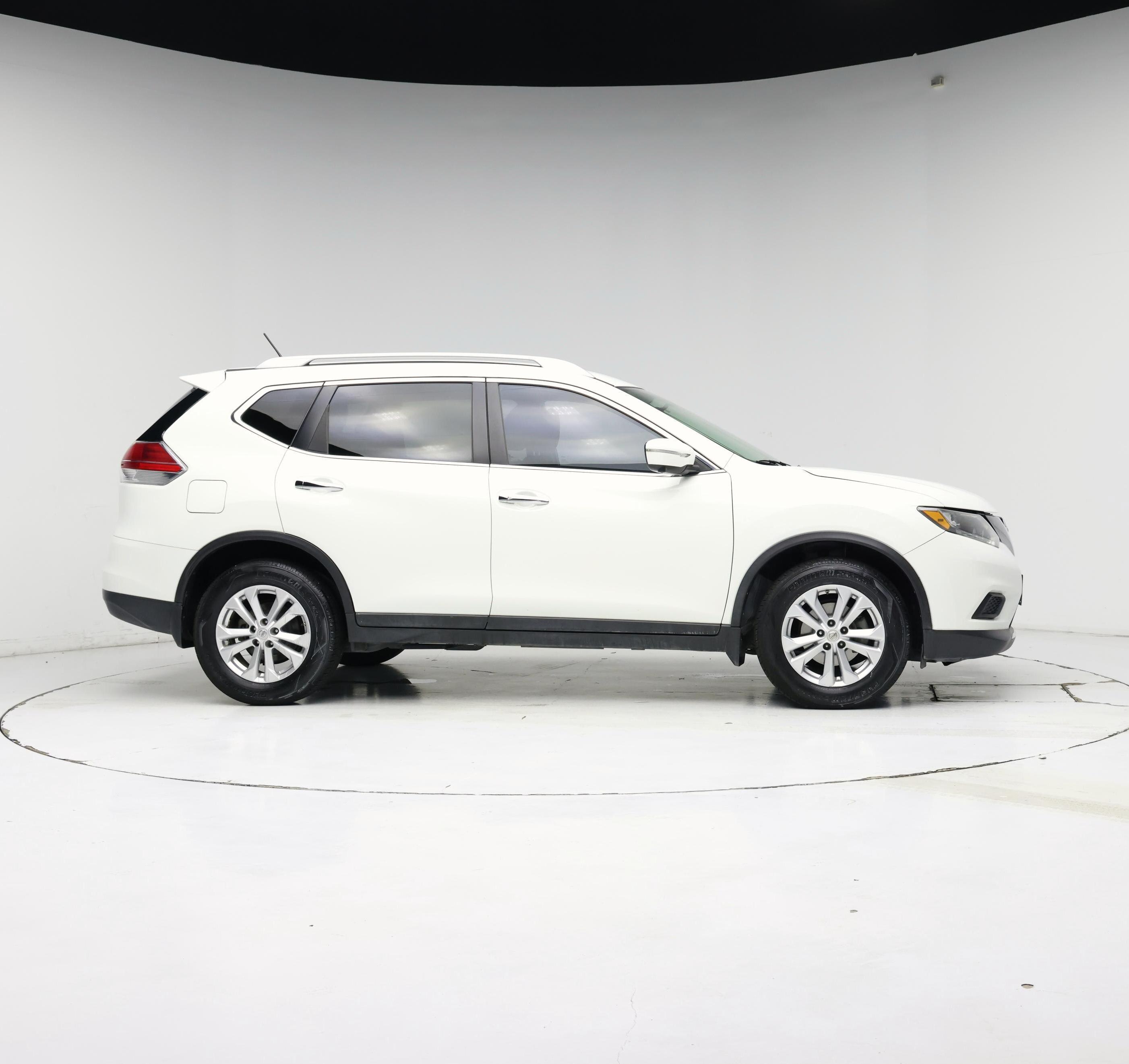 Thumbnail: 2015 Nissan Rogue - 7