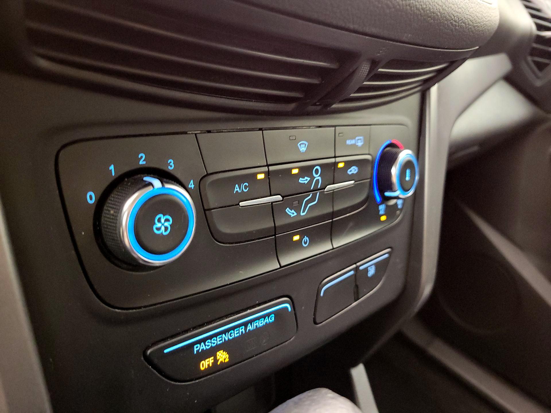 Thumbnail: 2017 Ford Escape - 16