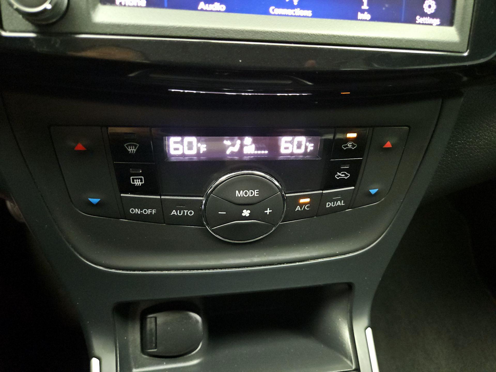Thumbnail: 2019 Nissan Sentra - 16