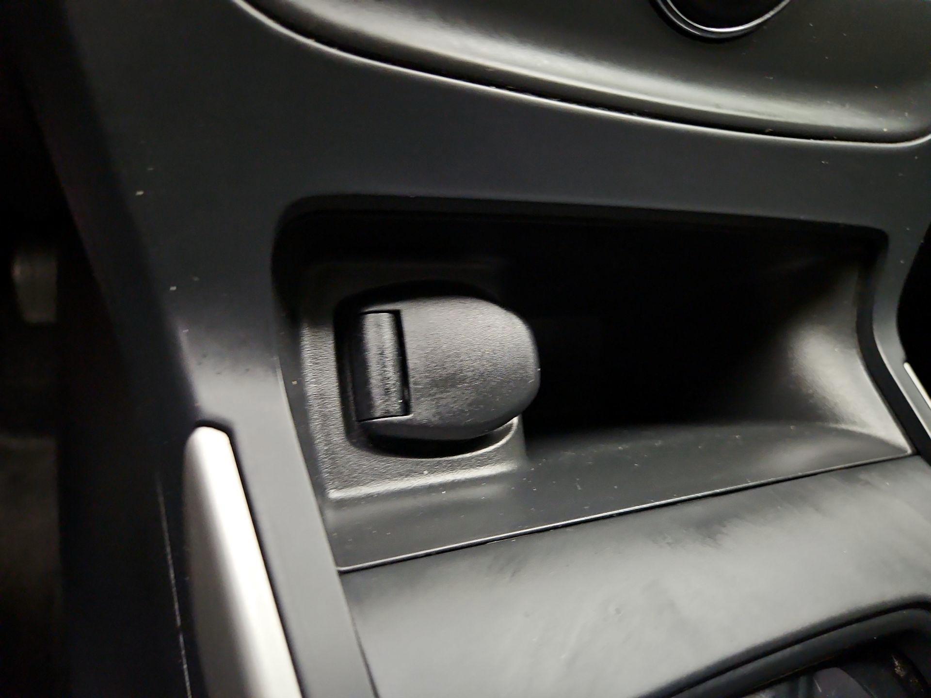 Thumbnail: 2019 Nissan Sentra - 18