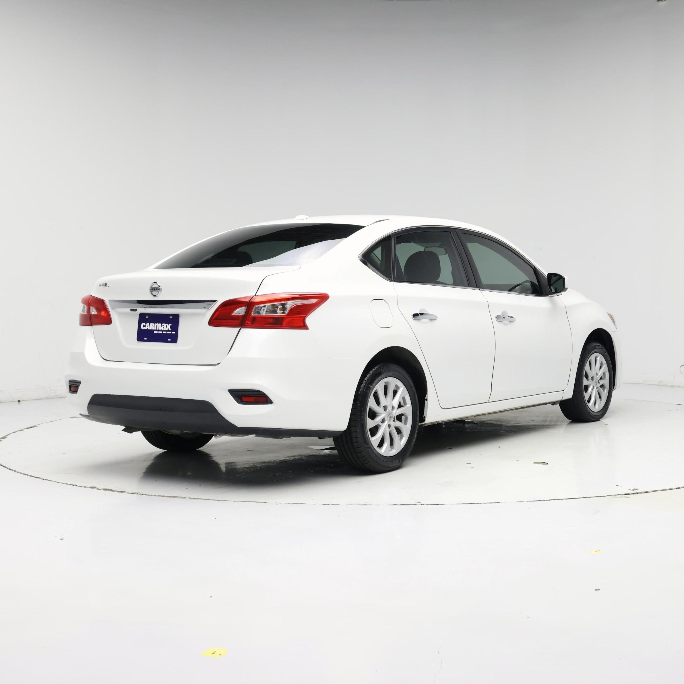 Thumbnail: 2019 Nissan Sentra - 8