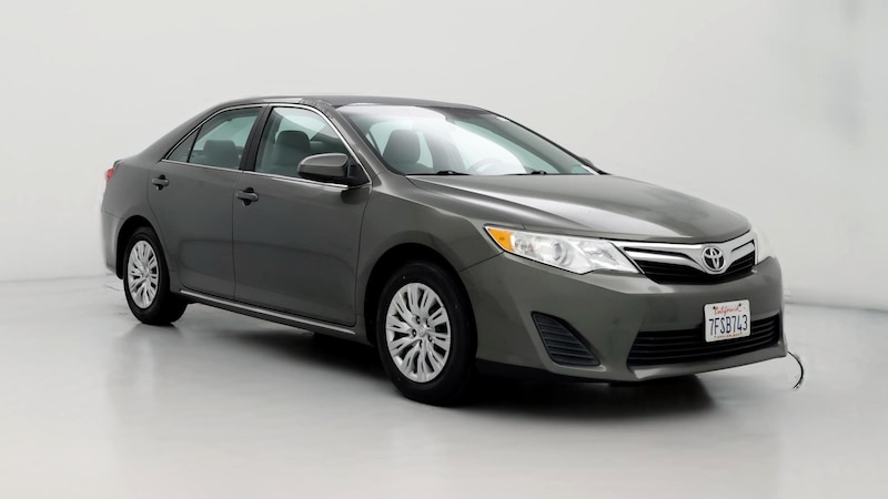 2014 Toyota Camry LE Hero Image