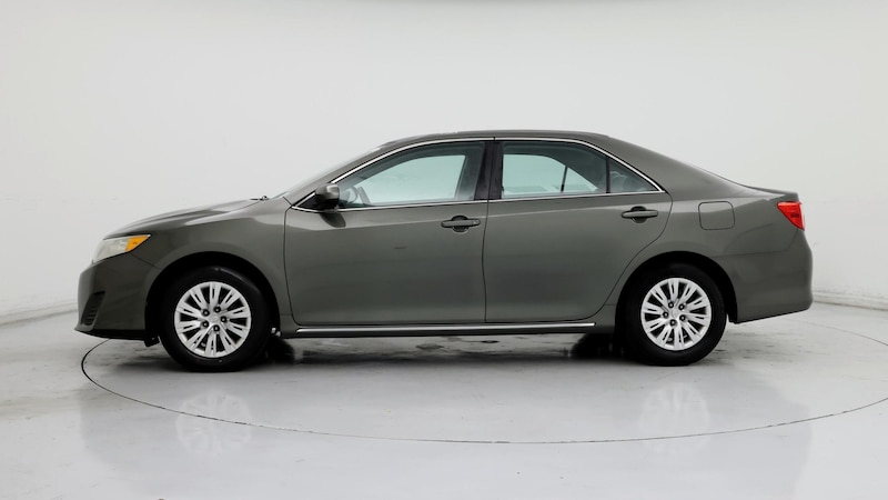 2014 Toyota Camry LE 3