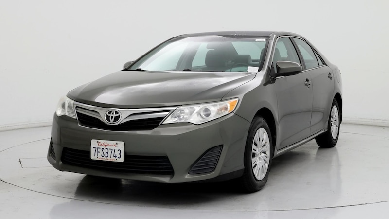 2014 Toyota Camry LE 4